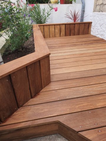 Terrasse en bois exotique, finitions soignées